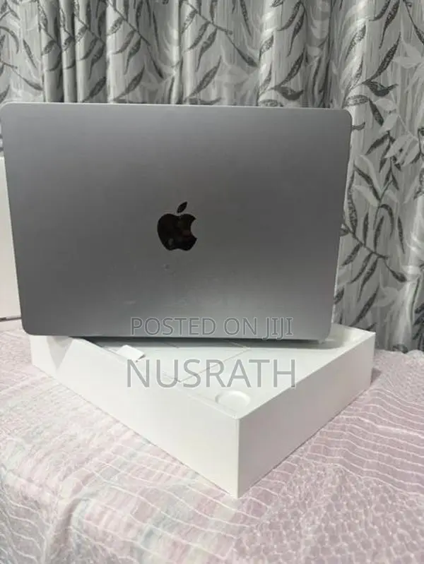 MacBook Air M2