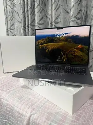 MacBook Air M2