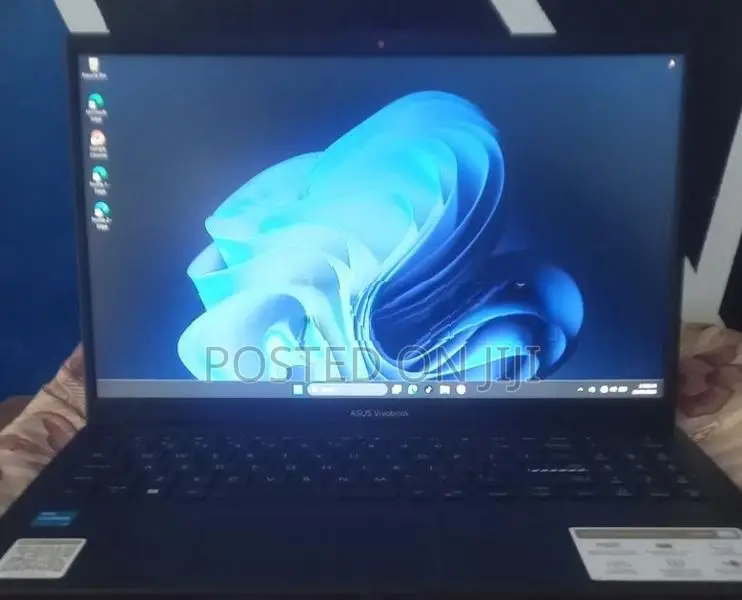 ASUS Vivobook Go 15.6" FHD Excellent Condition