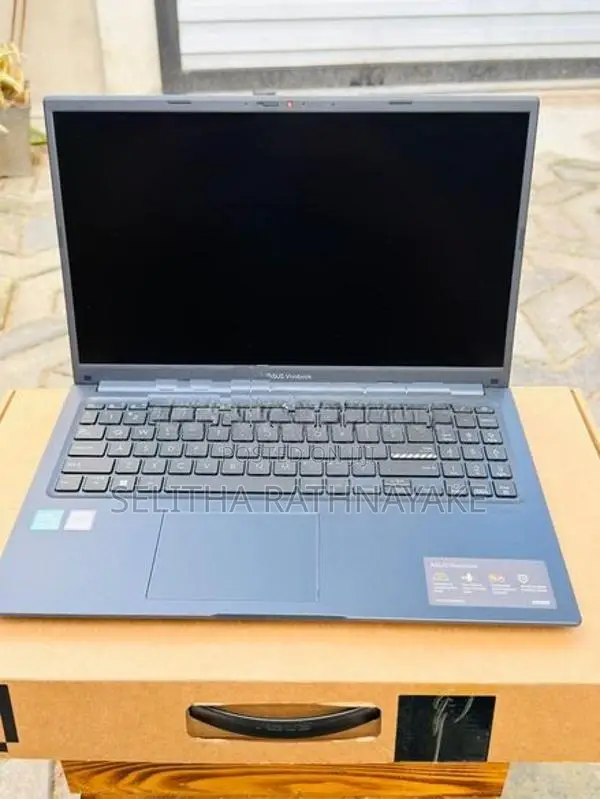 Asus Vivobook X1504VA Laptop