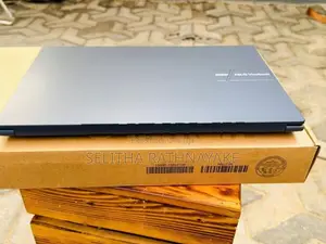 Asus Vivobook X1504VA Laptop