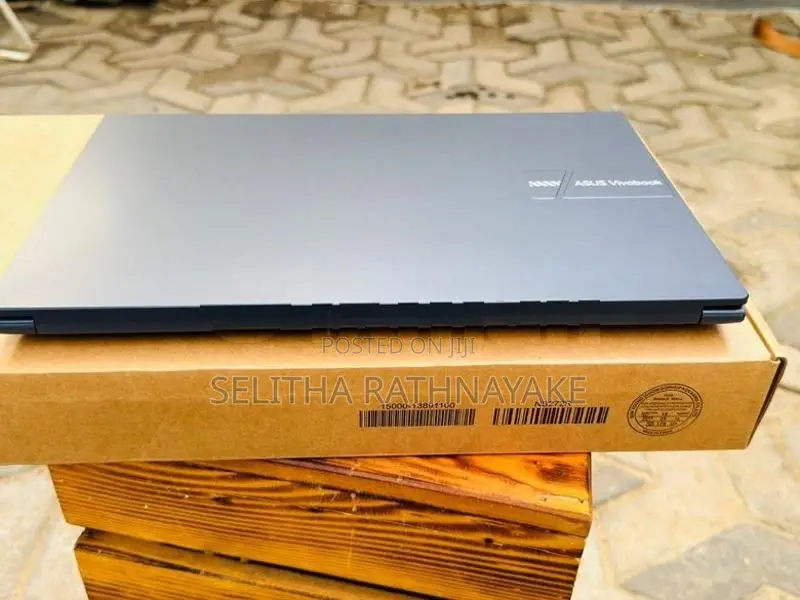Asus Vivobook X1504VA Laptop