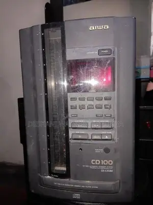 Aiwa Speaker Set