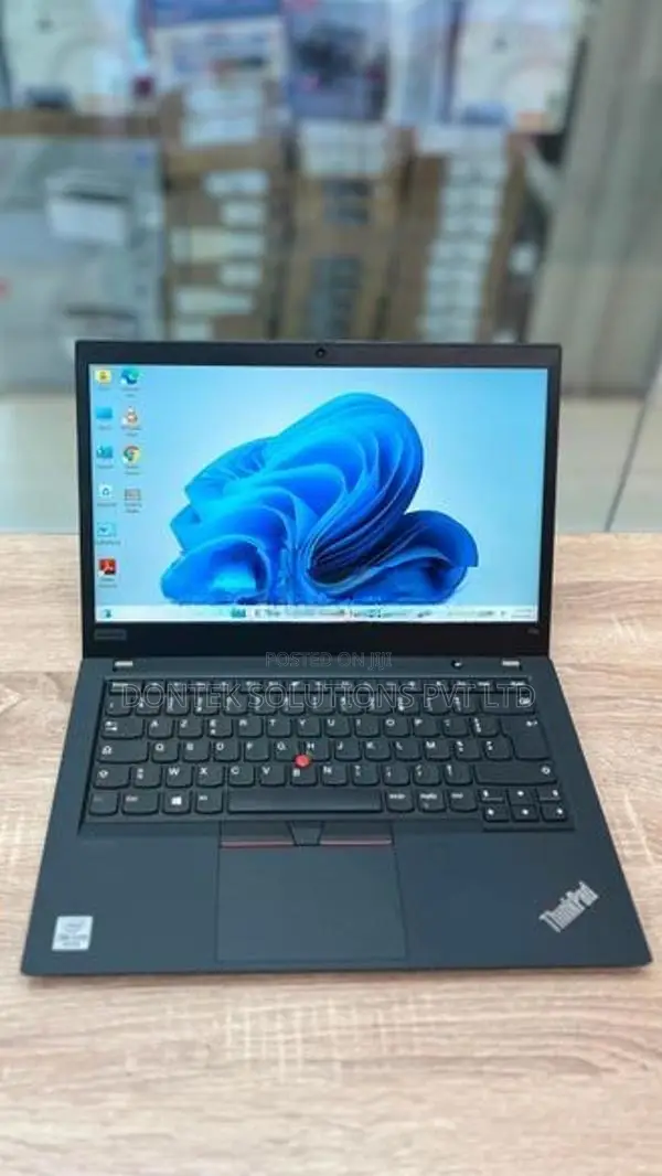 Lenovo ThinkPad T14 Gen 1 i5 10th 8GB RAM ( Upgradable ) 256GB NVMe