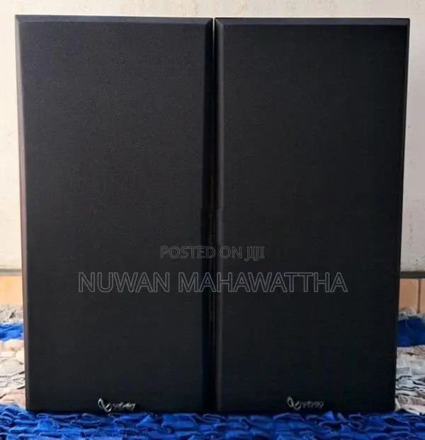 Infinity EL20 Bookshelf Speakers
