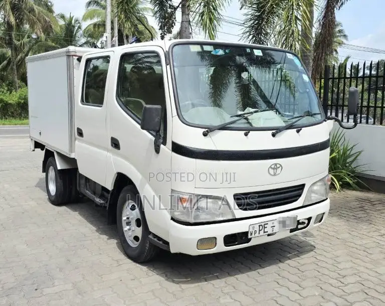 Toyota Toyoace 2007 Crew Cab (Used)