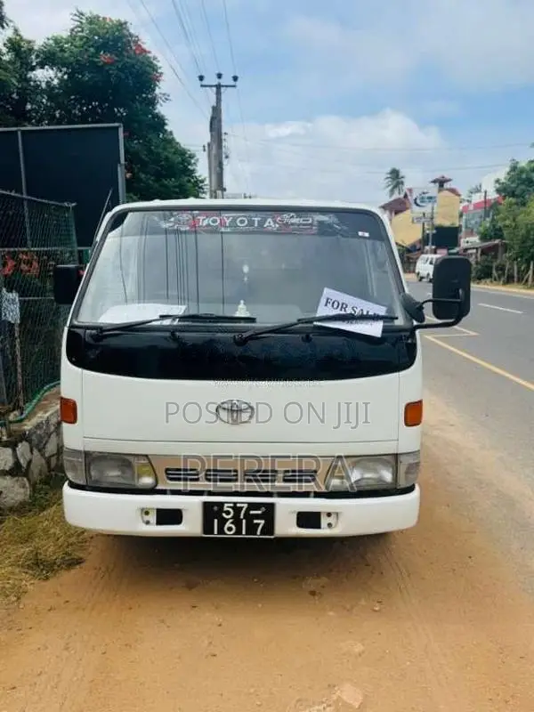 Toyota CrewCab 1990 Crew Cab (Used)