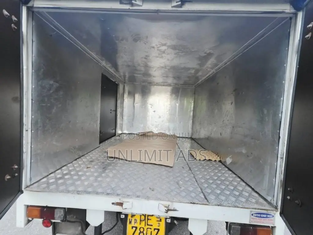 Toyota Toyoace 2007 Crew Cab (Used)