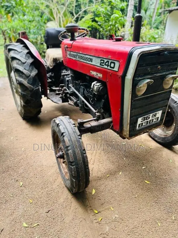 Massey-Ferguson 240 1980 Tractor (Used)