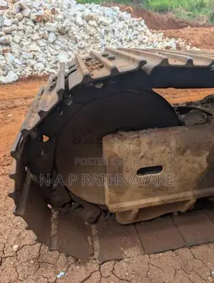 Kobelco Excavator 2000 Heavy-Duty (Used)