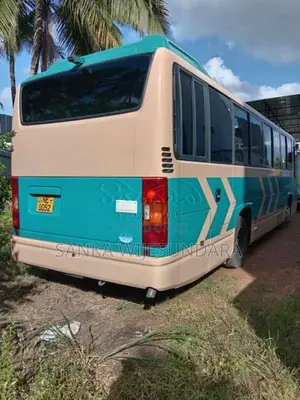 HINO Melpha 2009 Bus (Used)