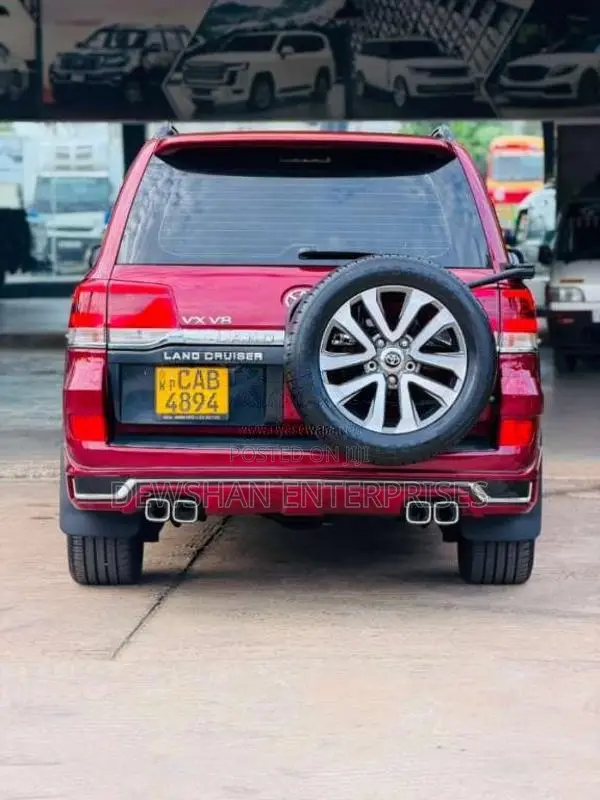 Toyota LAND CRUISER V8 2013 Crew Cab (Used)