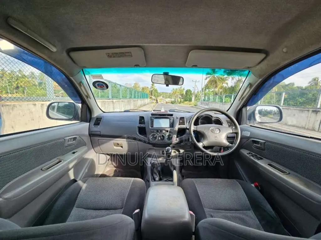 Toyota Hilux 2007 Pickup (Used)