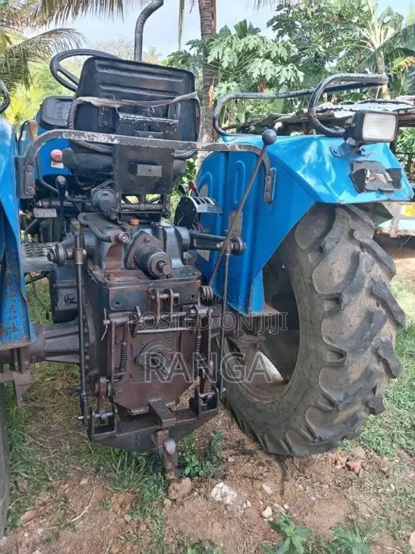 Micro DI 50 2013 Tractor (Used)