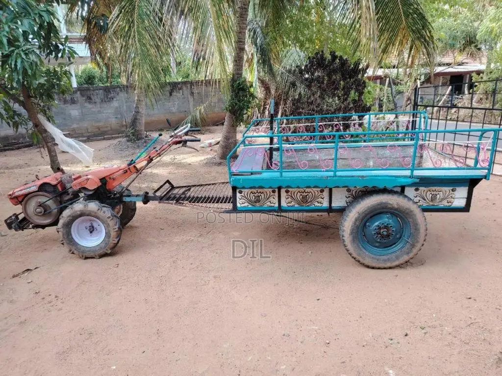 Kubota K8 2002 Tractor (Used)
