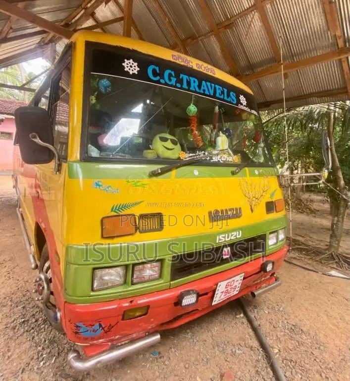 Isuzu Journey 1987 Bus (Used)