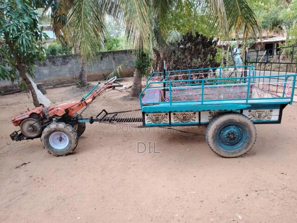 Kubota K8 2002 Tractor (Used)