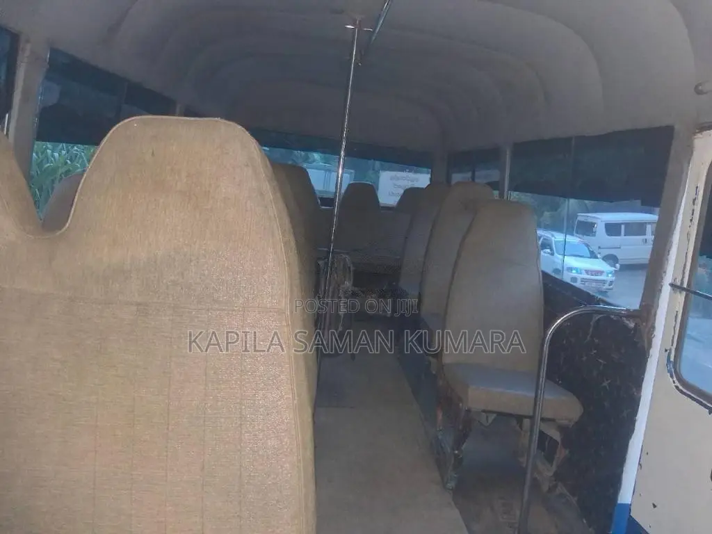 Isuzu Journey 1980 Bus (Used)