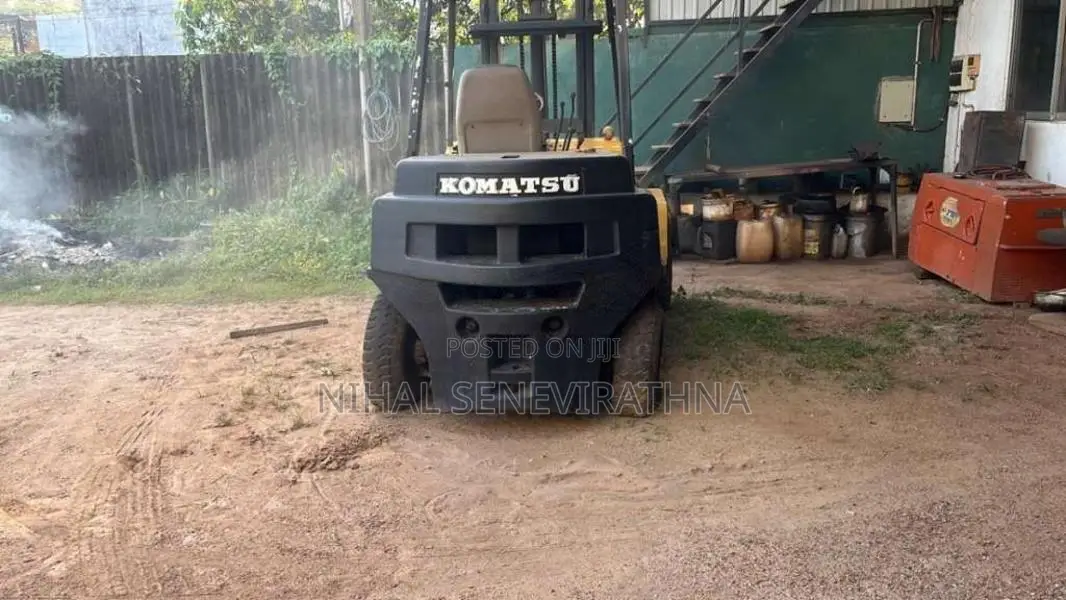 Komatsu FD 35 1996 Heavy-Duty (Used)