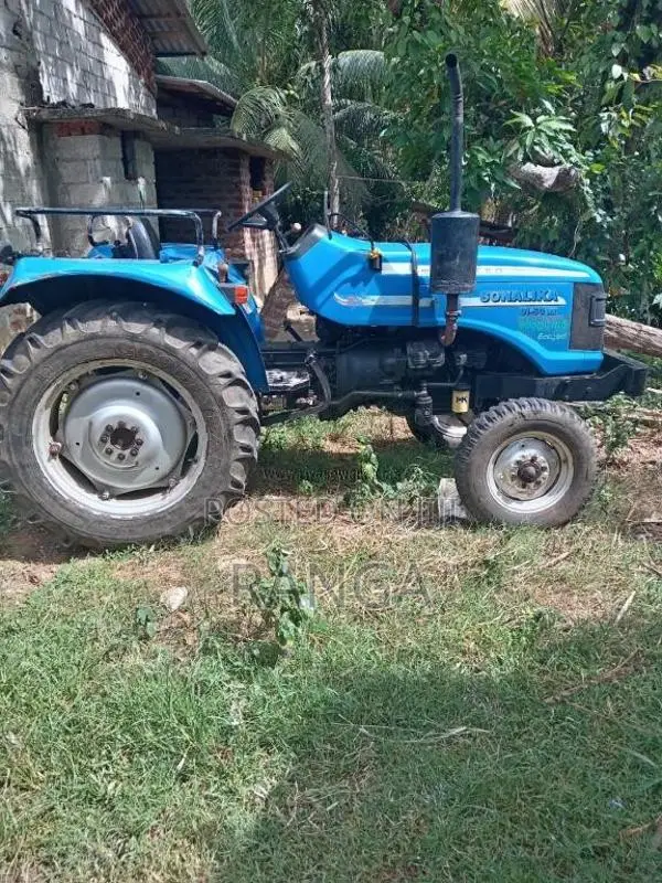 Micro DI 50 2013 Tractor (Used)