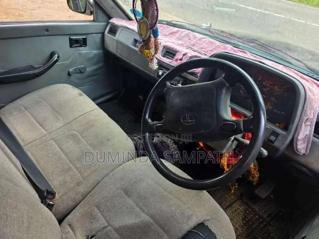 Tata 207 2011 Pickup (Used)
