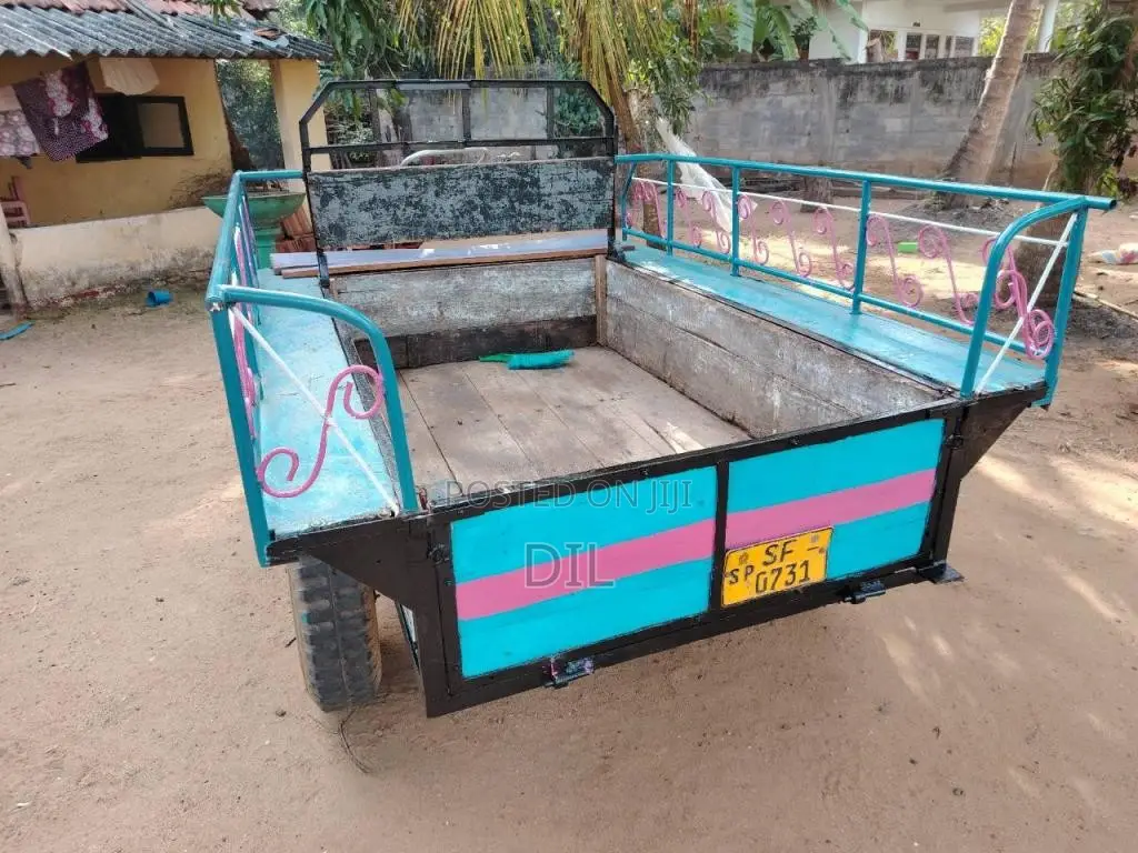 Kubota K8 2002 Tractor (Used)
