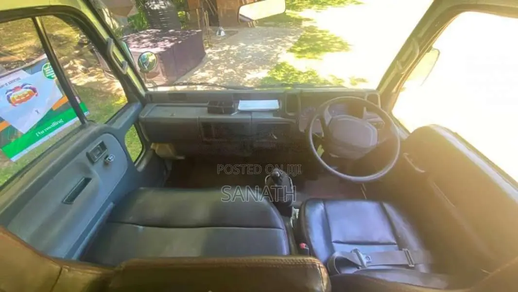 Nissan Cabstar 1999 Crew Cab (Used)