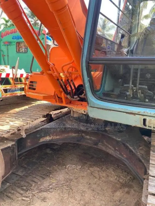 Hitachi Ex120-3 2016 Heavy-Duty (Used)