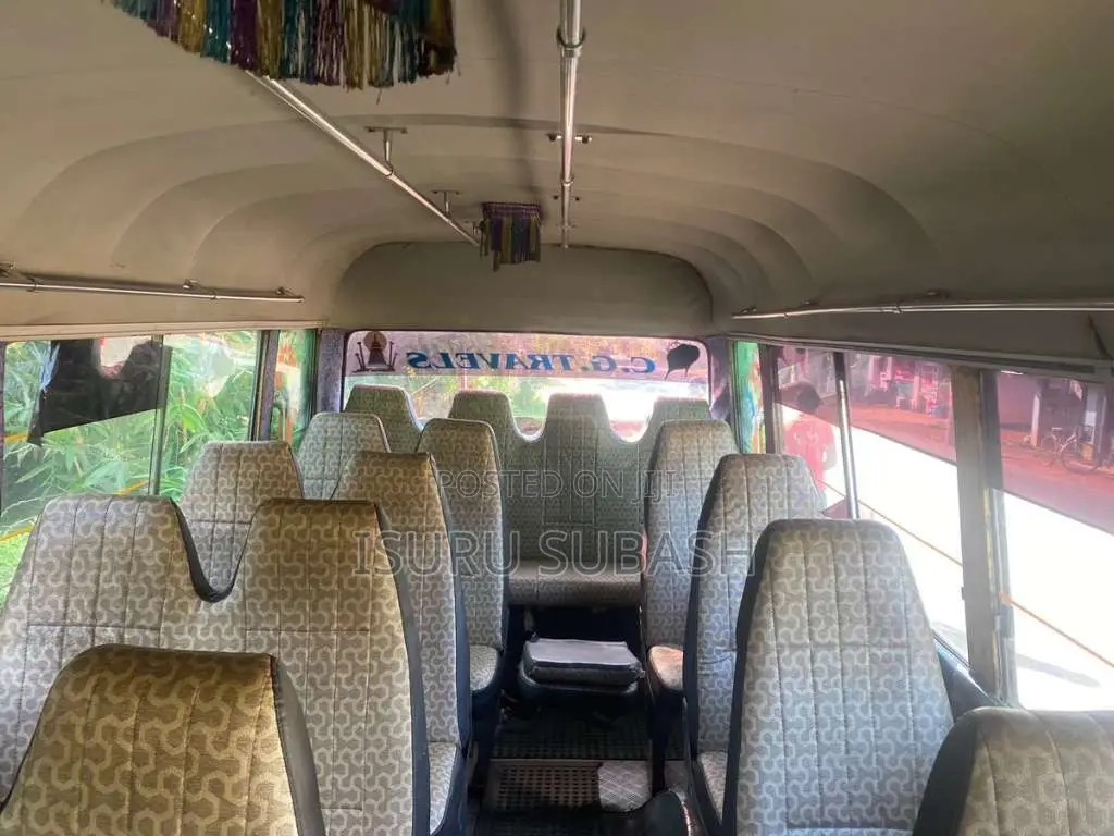 Isuzu Journey 1987 Bus (Used)