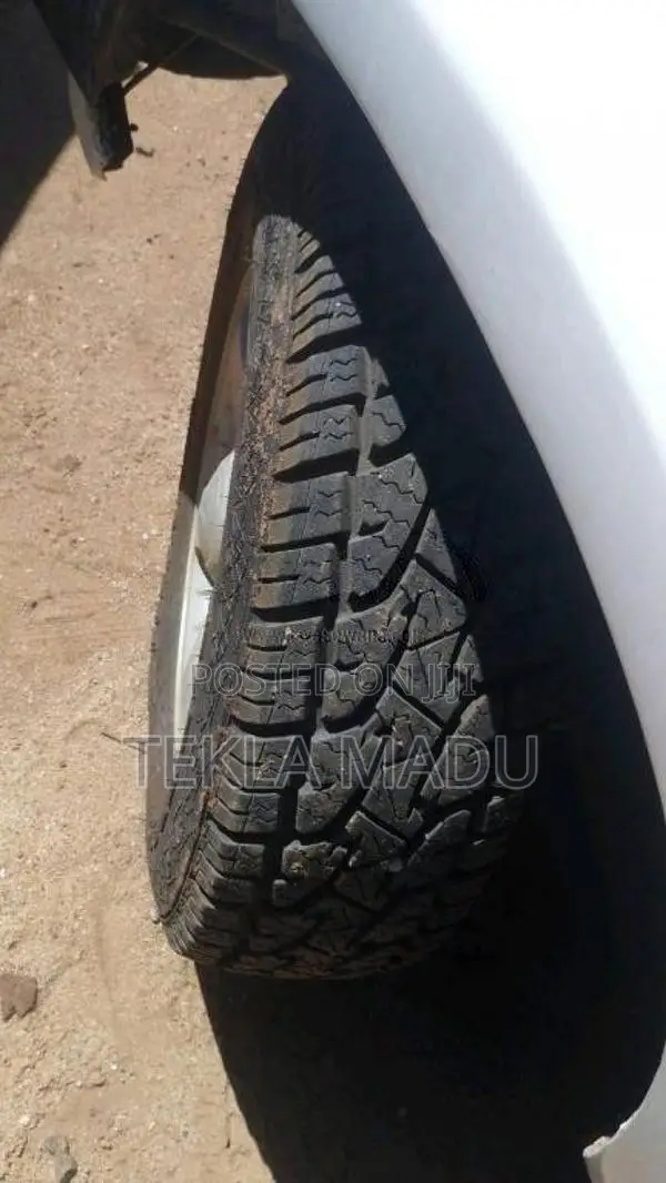 Nissan Nissan 1989 Crew Cab (Used)