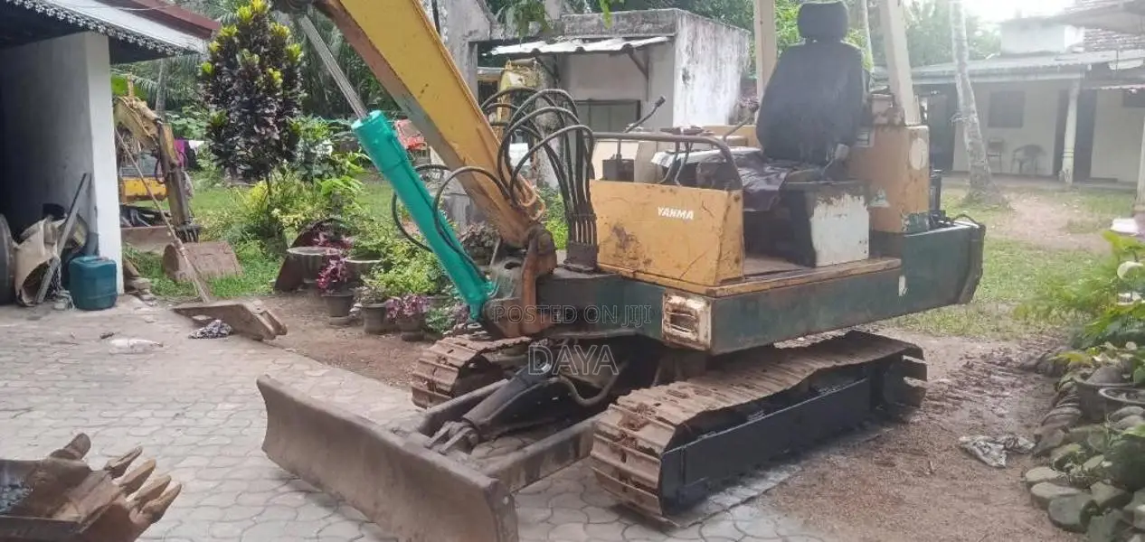 Yanmar Yanmar 2015 Heavy-Duty (Used)