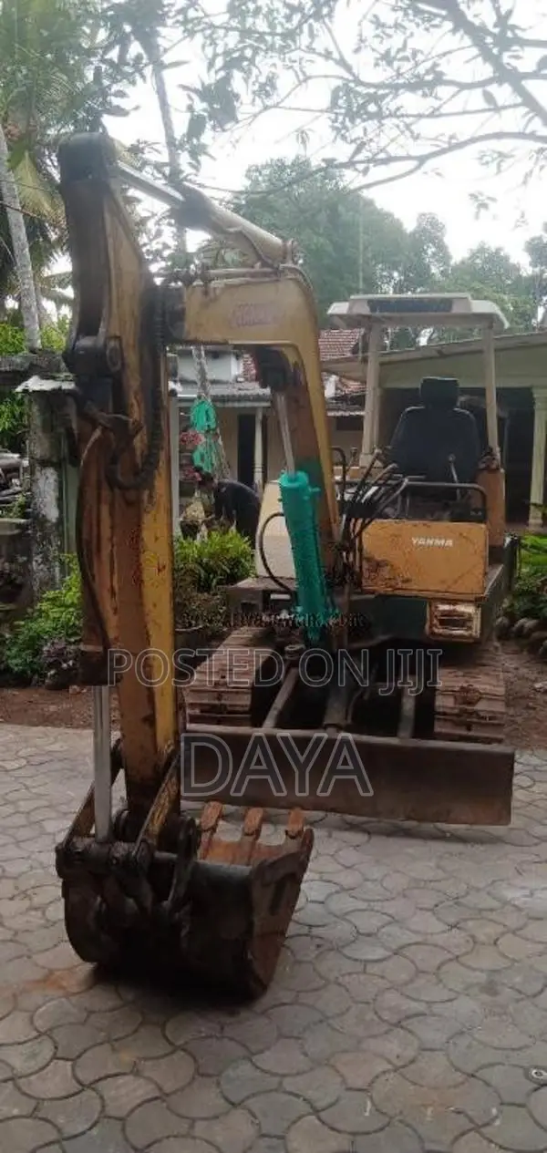 Yanmar Yanmar 2015 Heavy-Duty (Used)