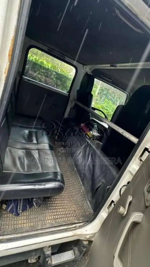 Nissan CrewCab 2008 Crew Cab (Used)