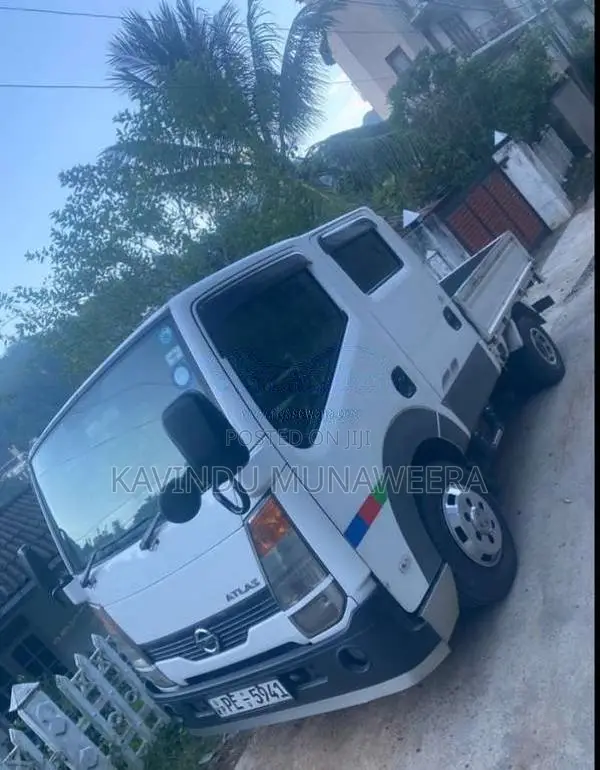 Nissan CrewCab 2008 Crew Cab (Used)