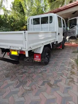 Toyota CrewCab 2000 Crew Cab (Used)