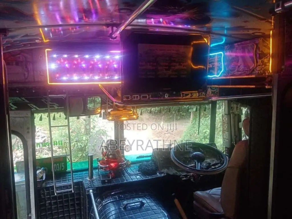 Ashok-Leyland Ruby 2006 Bus (Used)