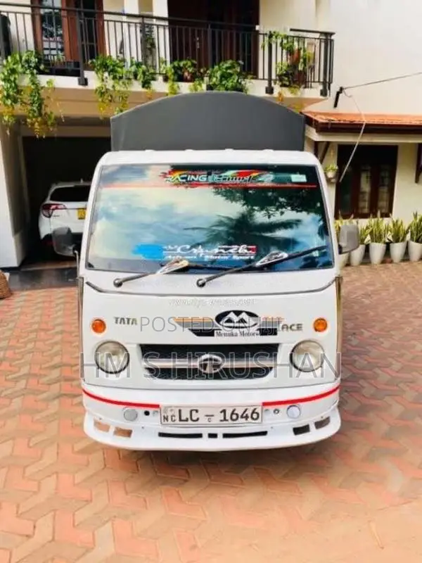 Tata Dimo Batta 2008 Lorry (Used)