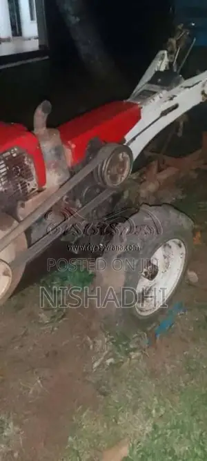 Kubota K700 2013 Tractor (Used)