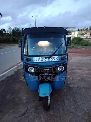 Bajaj 4 stroke 2019 Three Wheel (Used)