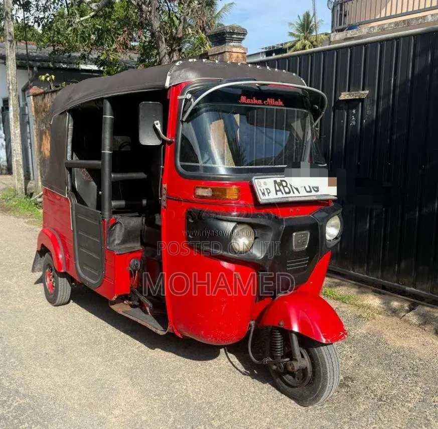 Bajaj RE 2016 Three Wheel (Used)