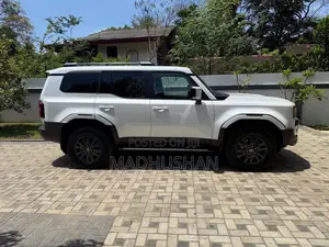 Toyota Land Cruiser 250 2025 SUV (Used)