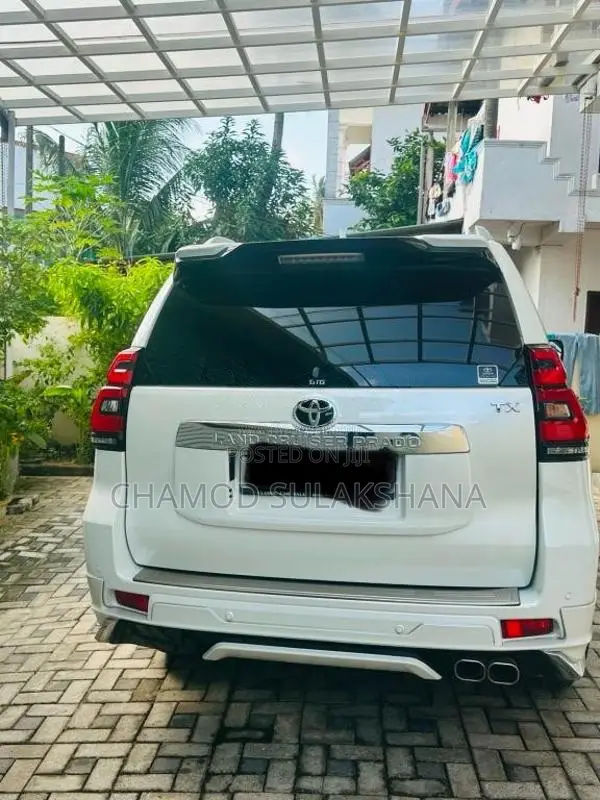 Toyota Land Cruiser Prado LC150 LX 2023 SUV (Used)