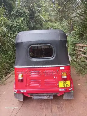 Bajaj RE 2008 Three Wheel (Used)