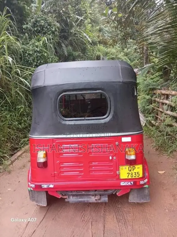 Bajaj RE 2008 Three Wheel (Used)