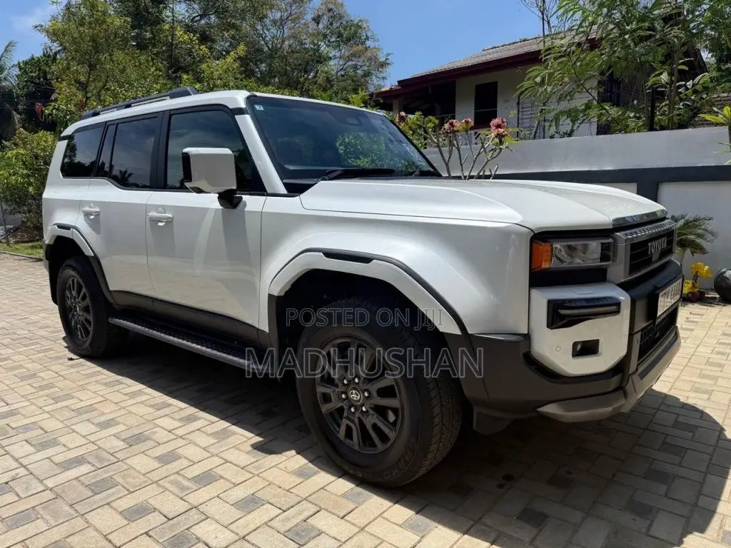 Toyota Land Cruiser 250 2025 SUV (Used)