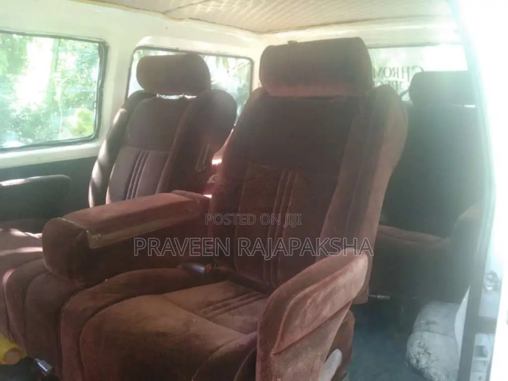 Mitsubishi L300 1983 Van (Used)