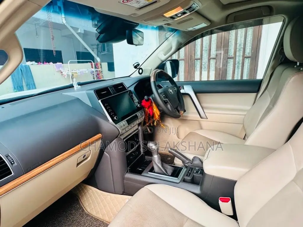 Toyota Land Cruiser Prado LC150 LX 2023 SUV (Used)
