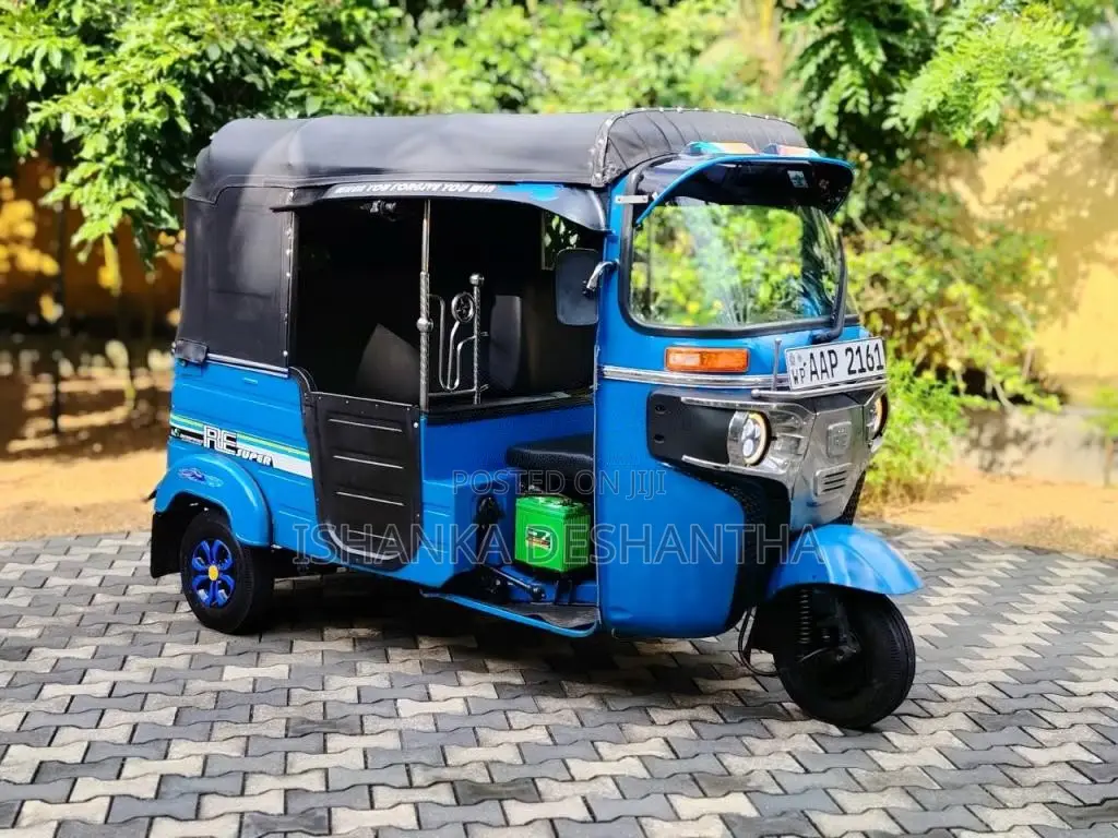 Bajaj RE 2014 Three Wheel (Used)