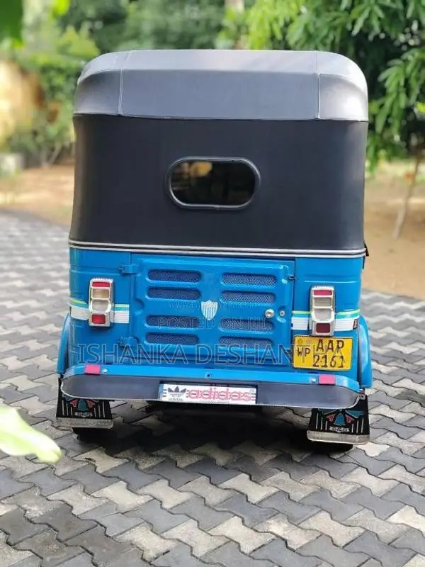 Bajaj RE 2014 Three Wheel (Used)