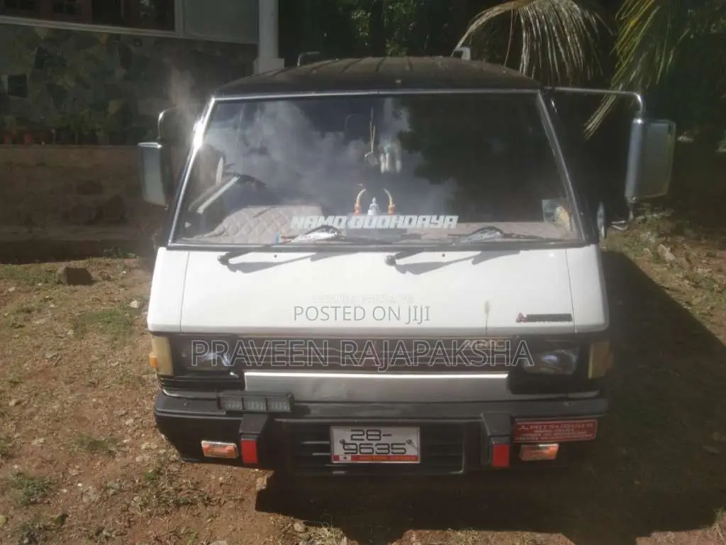 Mitsubishi L300 1983 Van (Used)